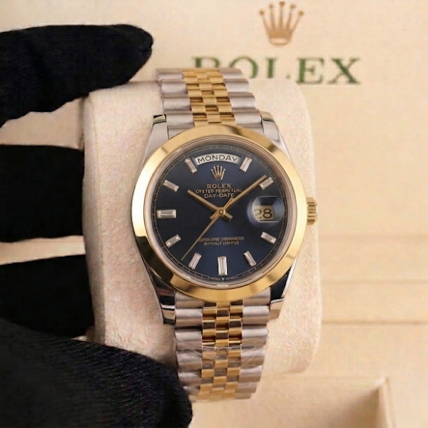 ROLEX DAY-DATE (AA+)