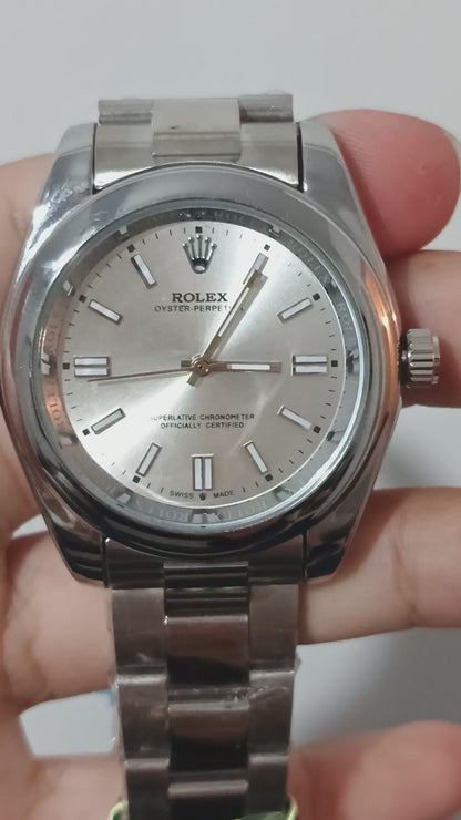 ROLEX OYSTER PERPETUAL (AA+)